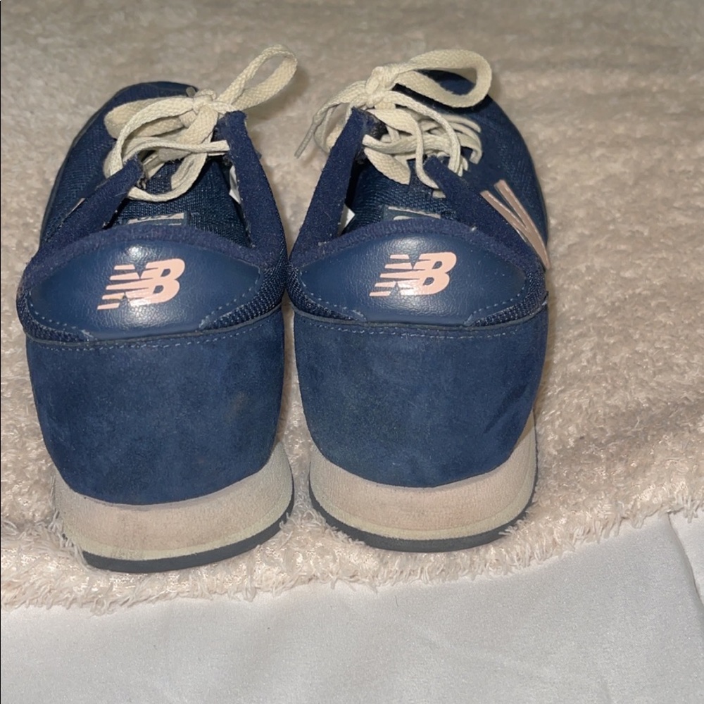 Sneakers - Picture 2 of 3